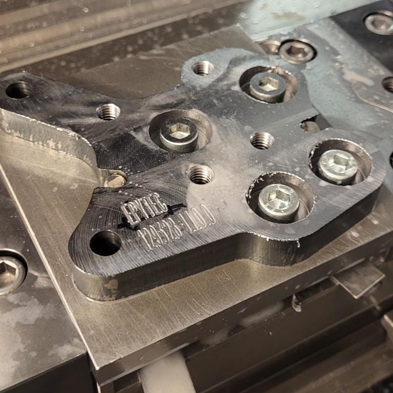 Plaques de décalage d'essieu sur mesure pour la VW Polo 6 R Polo 9N et de nombreux autres véhicules avec un carrossage de 2°. Plaques de décalage d'essieu sur mesure pour la VW Polo 6 R Polo 9N et de nombreux autres véhicules avec un carrossage de 2°.