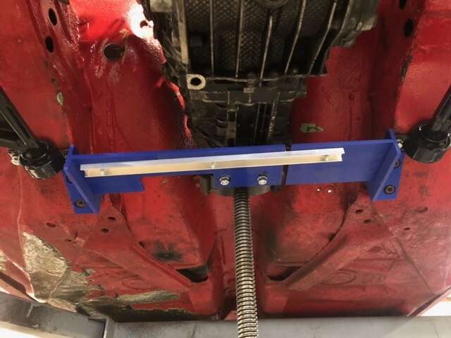 Kit de support moteur et boîte de vitesses pour une Audi 100 C1 Coupe afin de monter un moteur 1,8T AEB en combinaison avec la boîte de vitesses 5 vitesses FTW Kit de support moteur et boîte de vitesses pour une Audi 100 C1 Coupe afin de monter un moteur 1,8T AEB en combinaison avec la boîte de vitesses 5 vitesses FTW