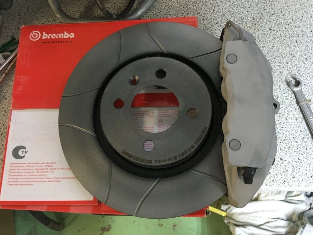 bremsanlagen-kit-vw-golf-corrado-passat-g60-porsche-bremsanlage-bremssattel-adapter-bremse-280x22mm-bremsscheibe---farbe-bremssattel-in-wunschfarbe-lackiert-413-KIT-Wunschfarbe-10