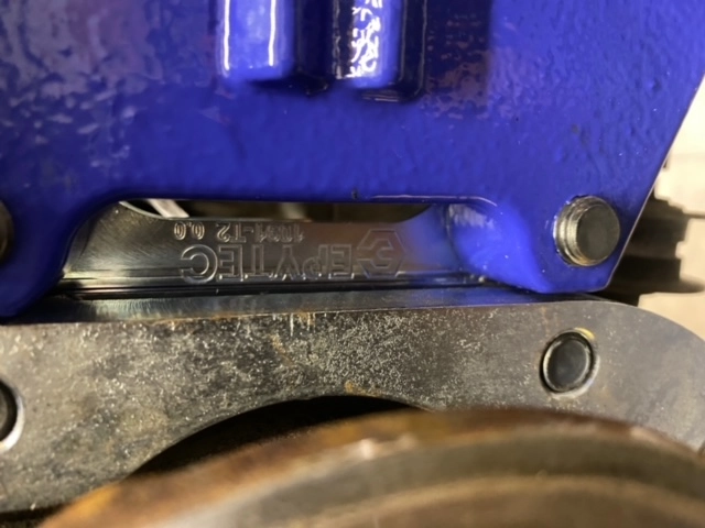 groes-bremsanlagen-kit-hinterachse-vw-golf-7-audi-a3-porsche-cayenne-4-kolben-sattel-vw-golf-7r-handbremssattel-356x22-bremsscheibe-mit-teilegutachten---farbe-bremssattel-rot-mit-epytec-logo-1091-KIT-RAL3001-6