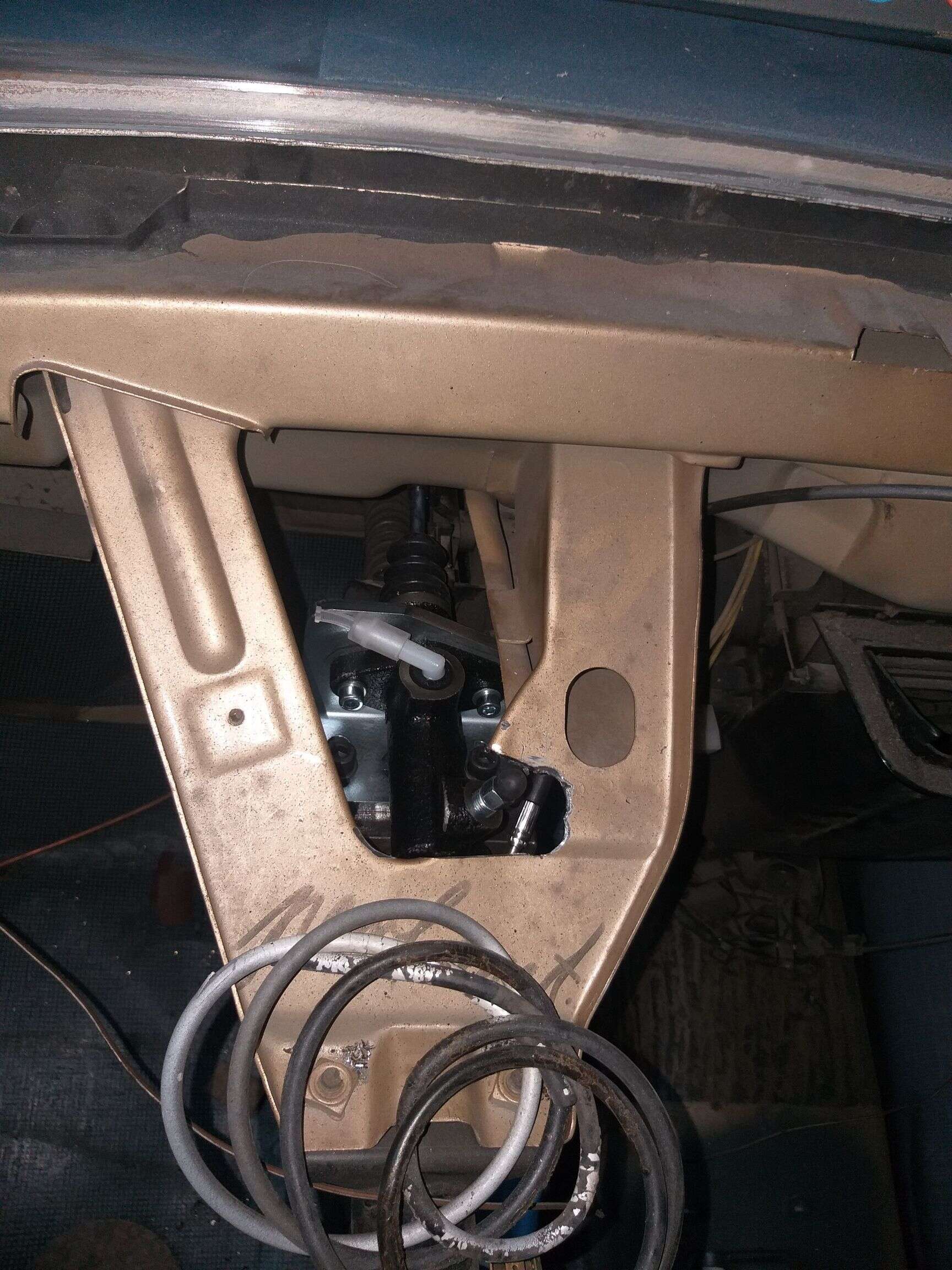 kupplungsgeberzylinder-passat-35i-golf-2-gti-g60-vw-corrado-geberzylinder-umbau-hydraulische-kupplung-357-721-401-130-8