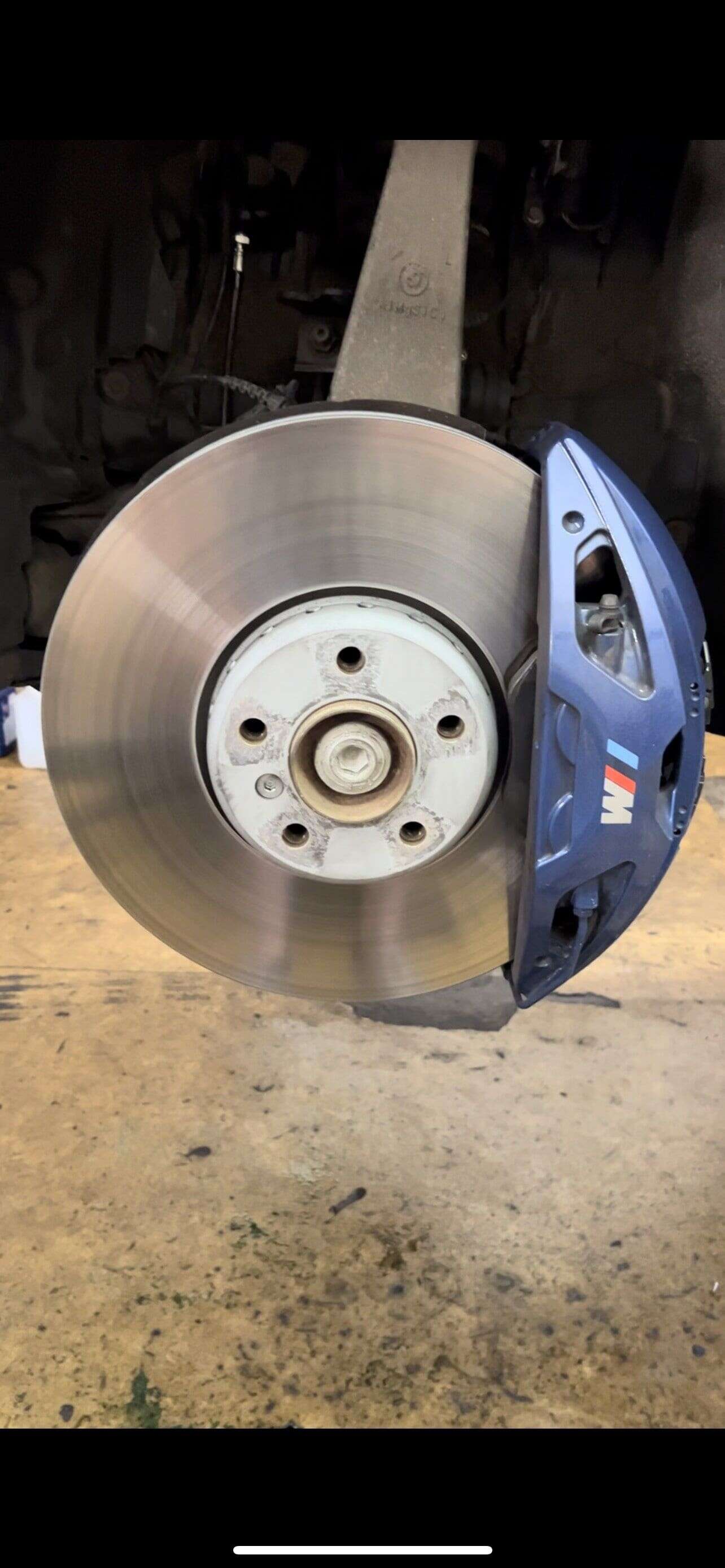 Bremssatteladapter BMW 5er F10 F11 Xdrive Bremsanlage 4 Kolben Bremssattel BMW G30-31 Bremsscheibe 374x36 Tuning Adapter Bremssatteladapter BMW 5er F10 F11 Xdrive Bremsanlage 4 Kolben Bremssattel BMW G30-31 Bremsscheibe 374x36 Tuning Adapter