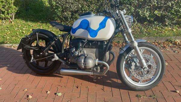 Adaptateur d'étrier de frein d'après un modèle en bois pour une moto BMW R 80 RT (année 1993) pour monter l'étrier de frein Brembo P4 30/34 C et le disque de frein 320 de la BMW R80/100 GS - Paralever) (125850)