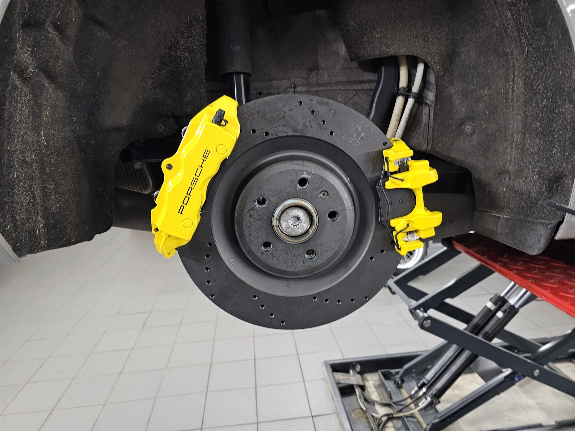 groes-bremsanlagen-kit-hinterachse-touran-jetta-audi-tt-skoda-porsche-cayenne-4-kolben-sattel-vw-golf-7r-handbremssattel-356x22-bremsscheibe-mit-teilegutachten---farbe-bremssattel-in-wunschfarbe-lackiert-1191-KIT-Wunschfarbe-12